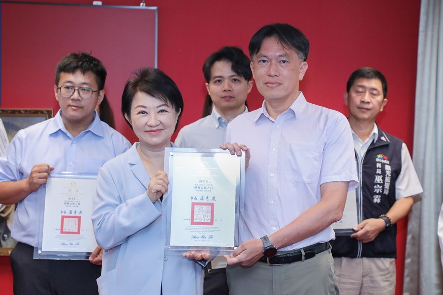 市長表揚台中市政府115年度模範公務人員