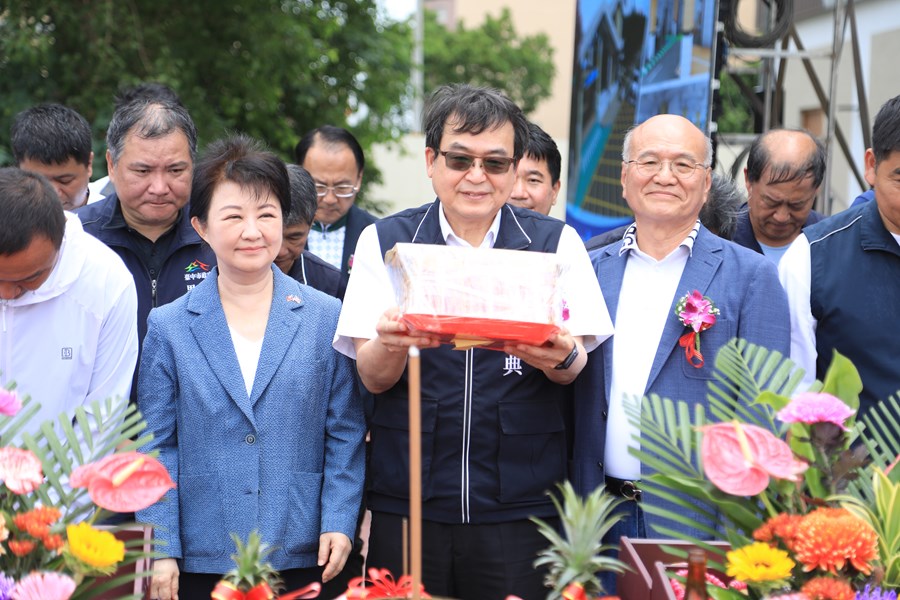 大甲國中地下停車場新建工程動土典禮--TSAI (25)