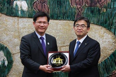 拜會愛知縣知事大村秀章