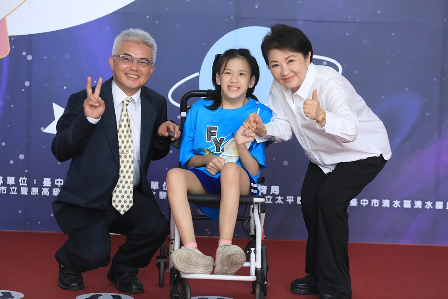 台中市高級中等以下學校畢業生市長獎合影(上午場)--TSAI (25)