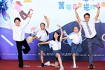 台中市高級中等以下學校畢業生市長獎合影---TSAI (7)