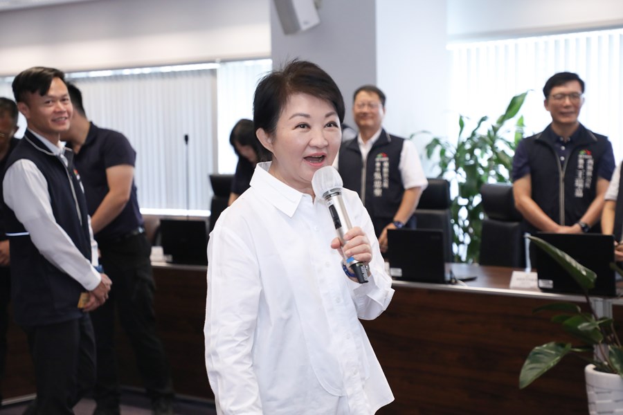中市府首長主管齊上CPR+AED課程 全員挑戰急救認證