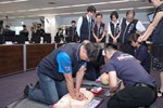 中市府首長主管齊上CPR+AED課程 全員挑戰急救認證