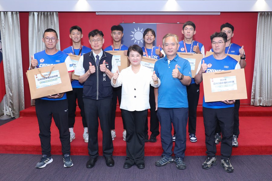 市長表揚榮獲2026年亞洲自由車場地錦標賽3金4銀2銅的優秀選手