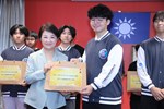 頒獎--2026Kidwind風力能源世界賽雙冠--高中組世界冠軍--台中高工--劉弈頡
