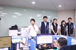 盧市長慰問食安處同仁及訪視西區衛生所--TSAI (3)