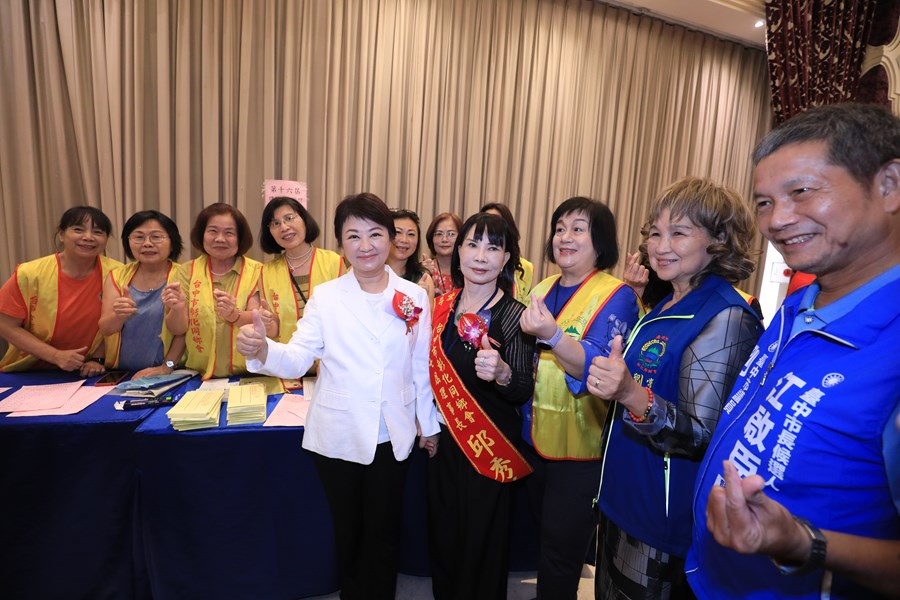 社團法人台中市彰化同鄉會第16屆理事長就職典禮--TSAI (6)