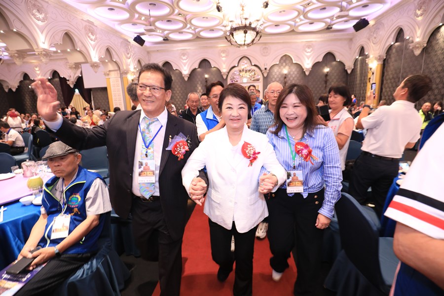 社團法人台中市彰化同鄉會第16屆理事長就職典禮--TSAI (8)