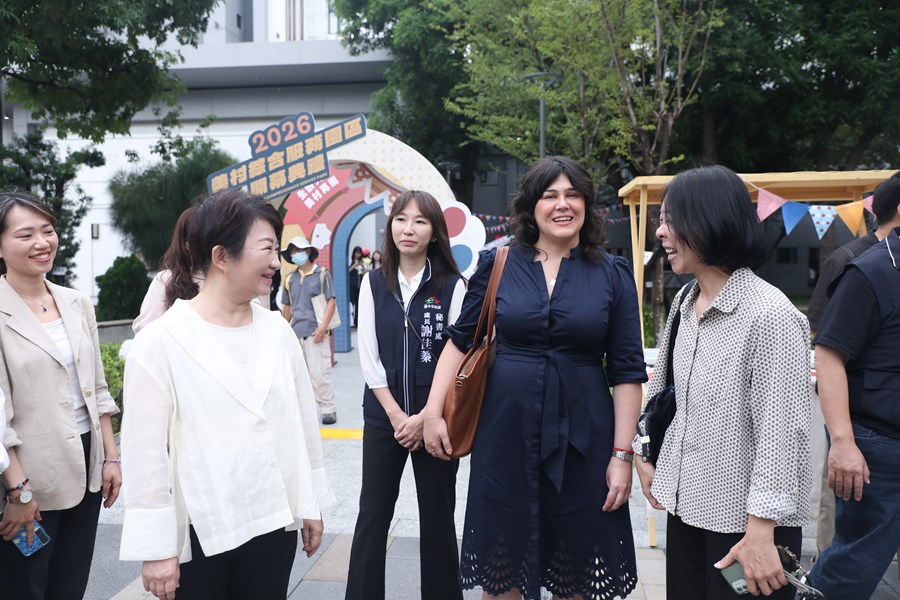西區美村綜合服務園區開幕