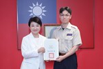 市長表揚替代役男蔡仁杰臨危不亂緊急救護表現優異
