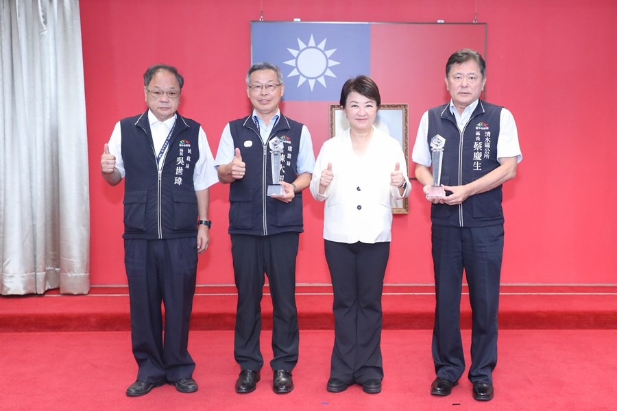 建設局及清水區公所榮獲內政部國土署「2026馬路好行評選活動」優良