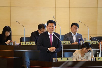 議會總質詢