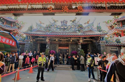 106年蔡英文總統與市長新春發紅包-豐原慈濟宮
