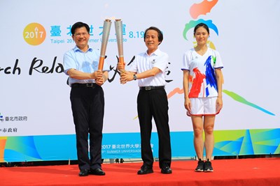 世大運聖火傳遞至台中 林市長:串聯起台灣共同驕傲