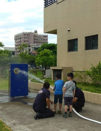 中市消防局暑期消防營 推廣防火防災教育從小扎根