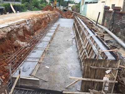 中市新社幼兒園旁長年淹水 中市府拆除違建並改善排水