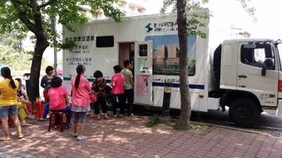 早發現早治療  中市衛生局結合獅友籲女性定期接受乳癌篩檢