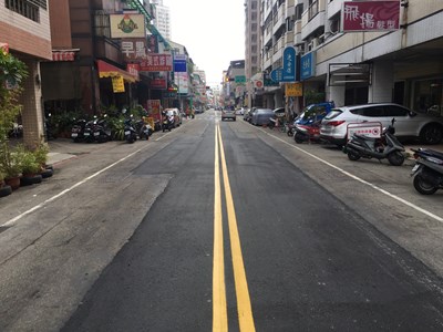 青島路汙水管挖修復缺失 建設局已要求改善完成 並將持續加強路面抽驗