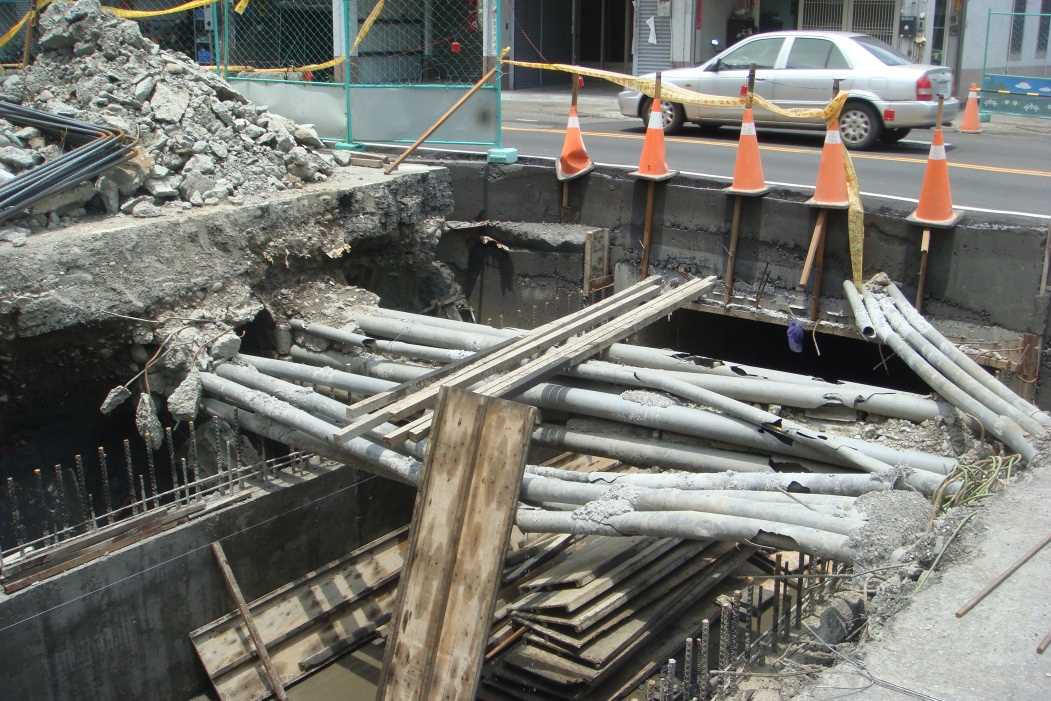 烏日區溪南路一段350號附近排水箱涵完工 解決當地淹水問題