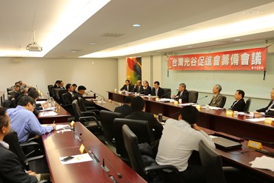 市府結合在地光電業者 打造臺中為「臺灣光谷」