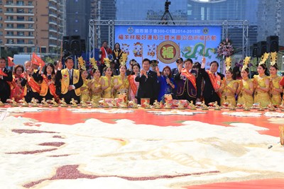 國際獅子會3D立體米圖祈福 林市長祈求國泰民安