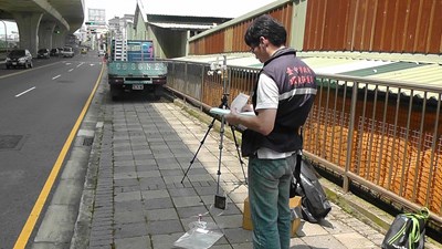 東區金屬表面處理工廠排放異味無改善 中市府按日連罰