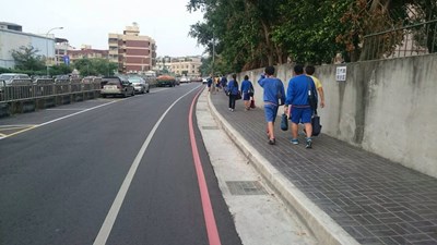 路平專案搭配人行道整修 打造「通學步道」示範區