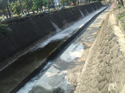 北區麻園頭溪溝中溝修復完工 改善護岸避免淹水
