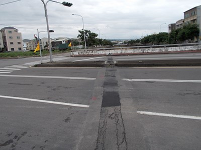 建設局逐步汰換橋梁伸縮縫 清水長春陸橋、五權一橋7月底完工