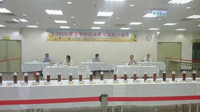 「台中蜂華」龍眼蜜評鑑出爐 22位蜂農獲獎