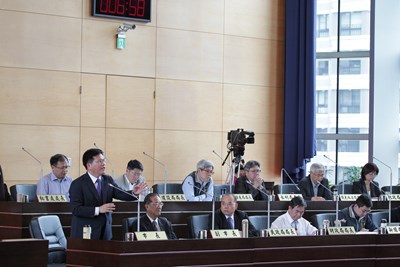 議員關切營養午餐缺滷蛋 教育局長:一週一次蔬食日故無滷蛋