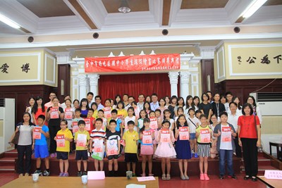 南屯中小學環保繪畫比賽 清潔隊員當評審
