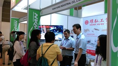 拓展木工機械市場 中市府率業者印尼參展
