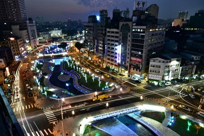 柳川風華再現 中市府明舉行河岸音樂會