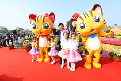 2016台中國際花毯節盛大開幕 林市長:移師后里均衡觀光發展