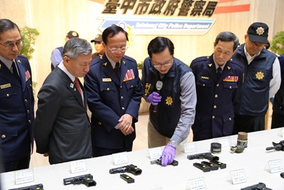中市警局聯合查緝偵辦大批槍毒案 張副市長感謝:阻敵於境外