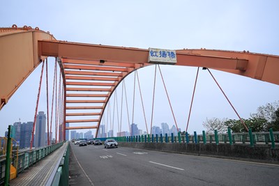 紓解台74線壅塞 中市府推五權西路時制調整+虹揚橋車道調撥+獎勵交通改善方案