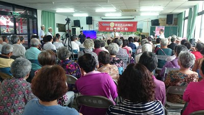 中市土牛活動中心歡慶母親節 客家歌謠美食感謝媽媽