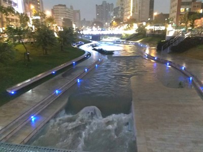 豪雨驗證 柳川景觀河道硬體紮實 快速排洪守護都市安全