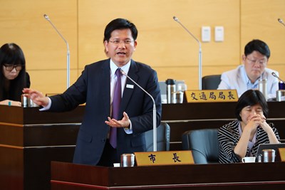 中市府推動國民運動中心及運動公園 提供原縣區民眾運動休閒空間