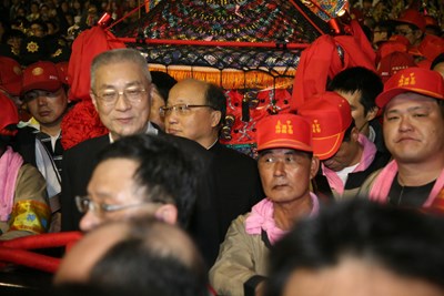 臺中媽祖觀光文化節--胡市長參加媽祖神轎遶境起駕儀式