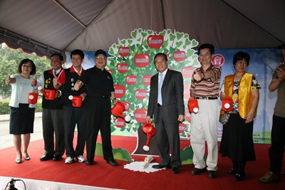 胡市長參加2011爭鮮卓越校園就業博覽會