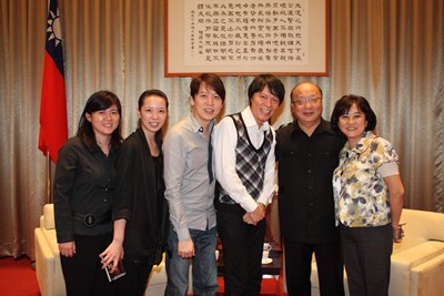 洪一峰文化藝術基金會拜會胡市長