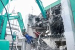 建設局長視察大智路貫通工程(大智慧學苑大樓樓層拆除)