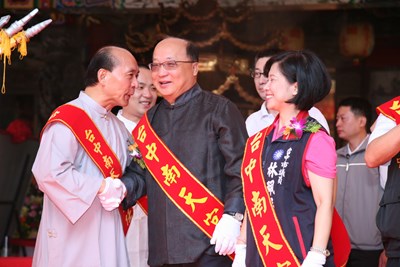 胡市長參加東區南天宮關帝廟舉辦「關聖帝君桃園明聖經」祈福大典