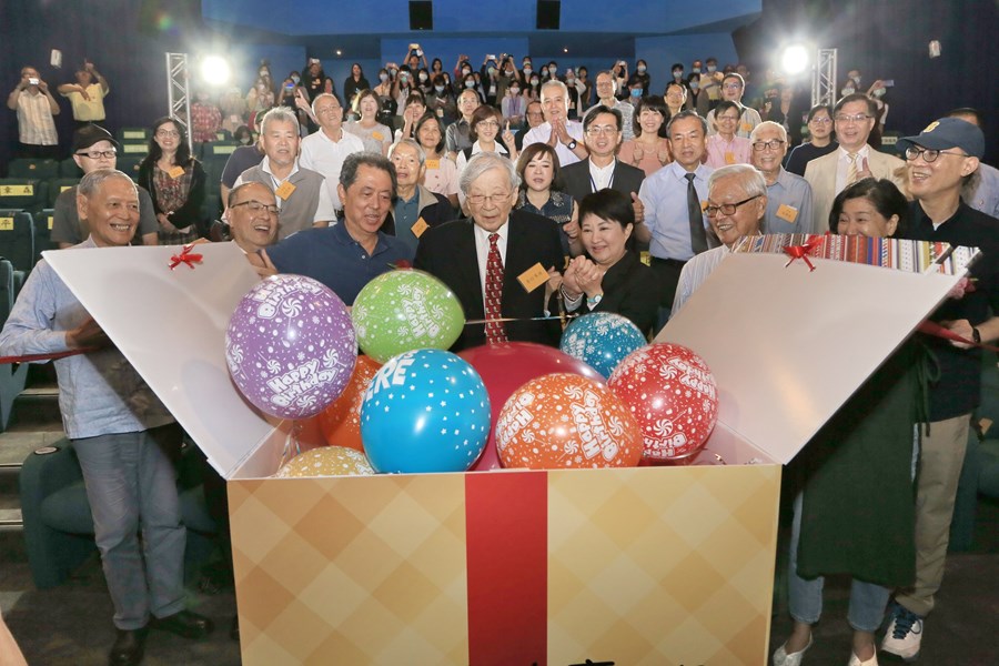 「行影．台中 - 李行導演九十耆壽影展」開幕式暨記者會 (16)
