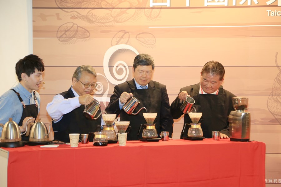 「2020年台中國際茶、咖啡、酒暨烘焙展」 台中國際酒展」聯合開幕典禮 (22)