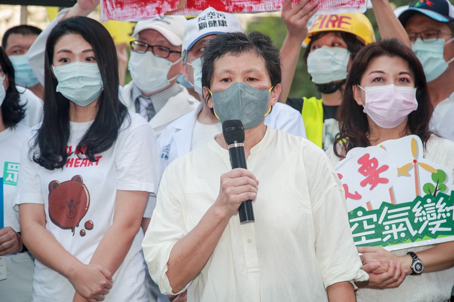 盧市長出席抗暖化 反空污 88團結顧健康遊行