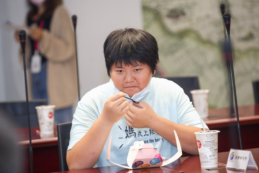表揚大楊國小學生投稿國語日報成果斐然