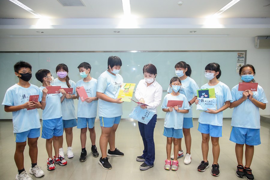 表揚大楊國小學生投稿國語日報成果斐然
